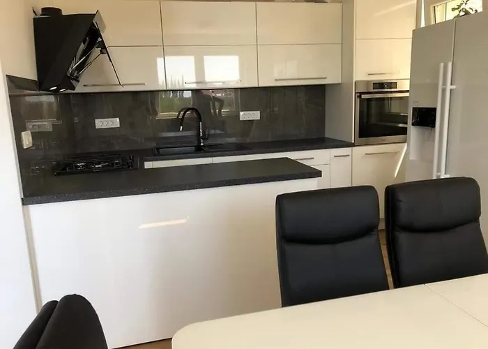 Maja شقة روغوزنيكا